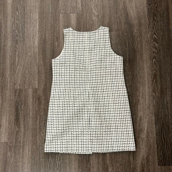 NWT J.Crew Sleeveless Tweed Shift Dress Size 12P Button-Front Black White Boucle - Picture 6 of 16